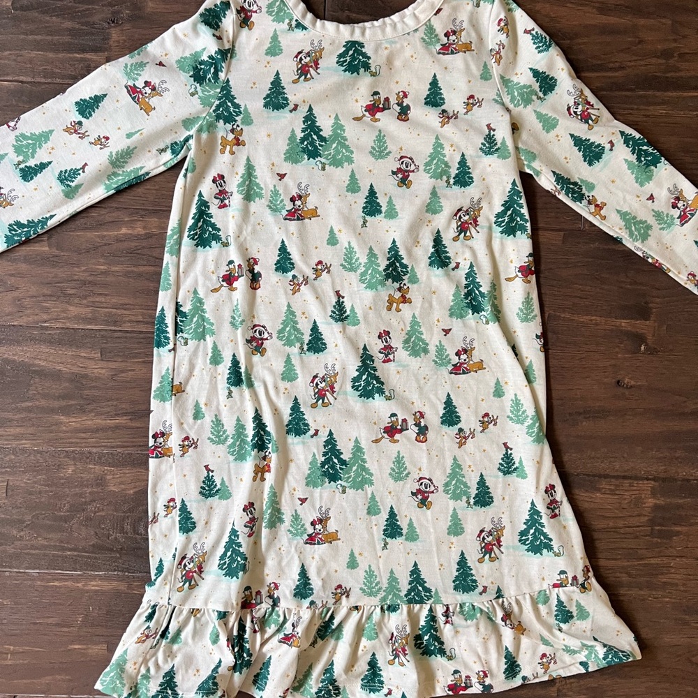 Disney Store Christmas Holiday Nightgown 9/10